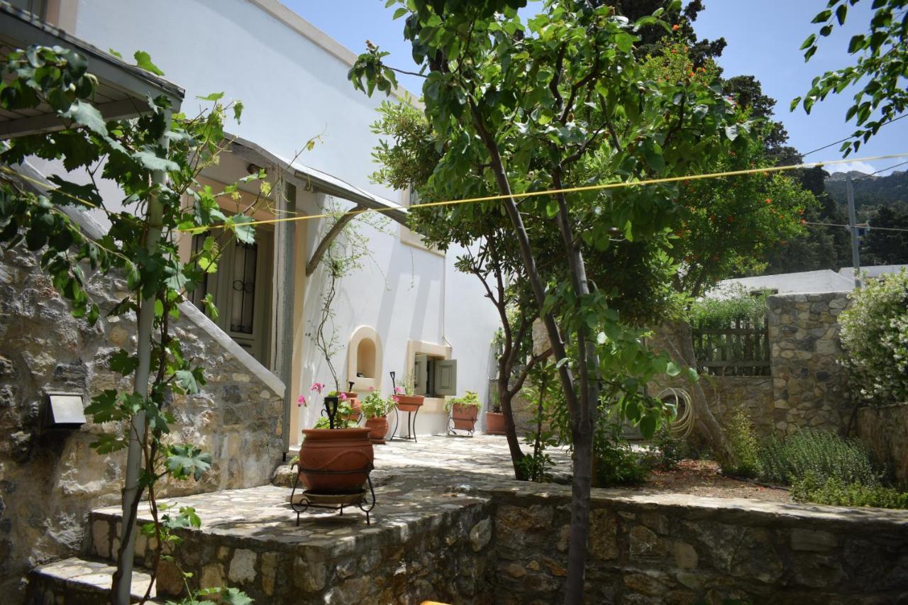 הוילה Asfendiou Παραδοσιακό Σπίτι מראה חיצוני תמונה